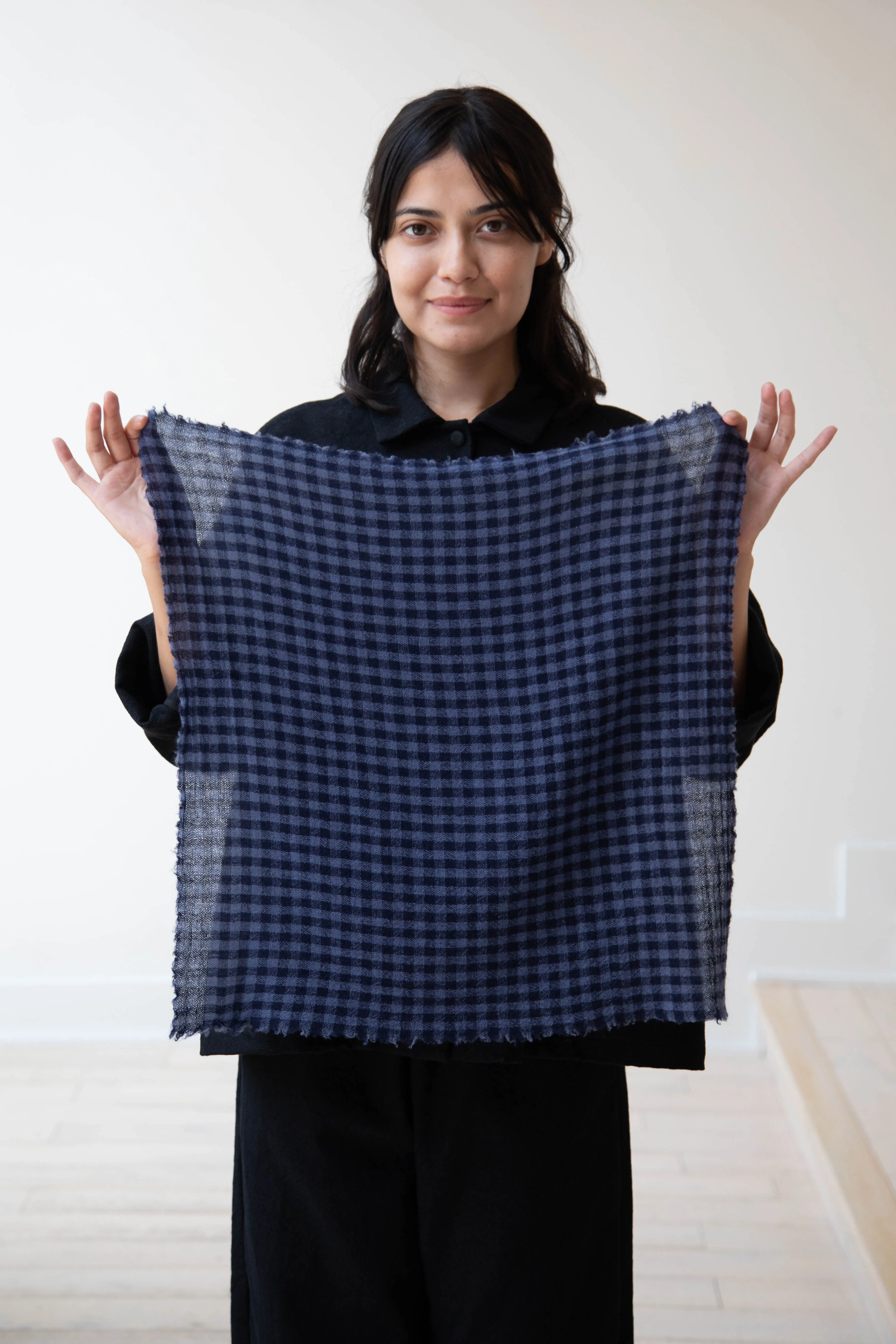 Apuntob | Small Cashmere Scarf in Blue