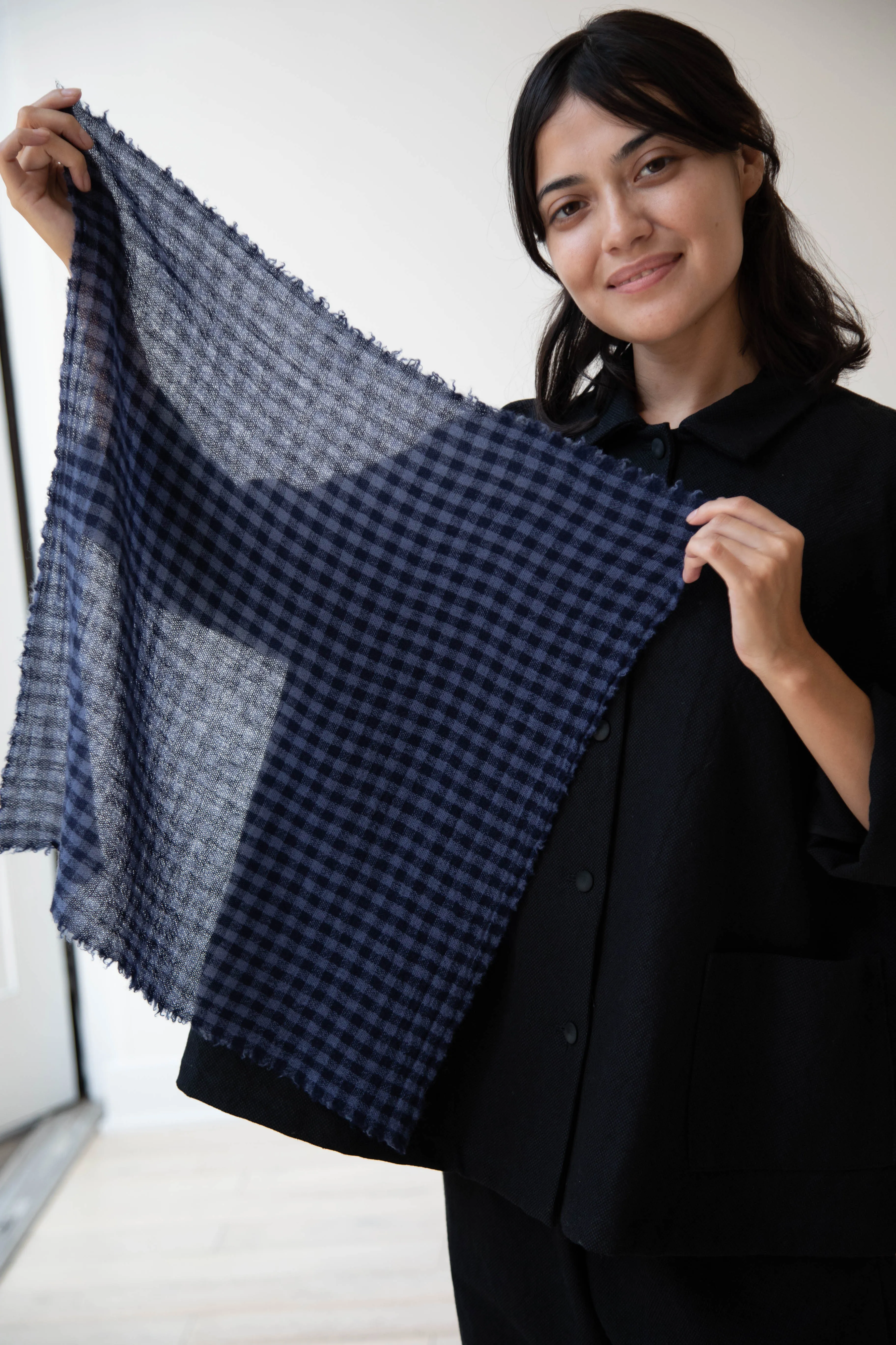 Apuntob | Small Cashmere Scarf in Blue