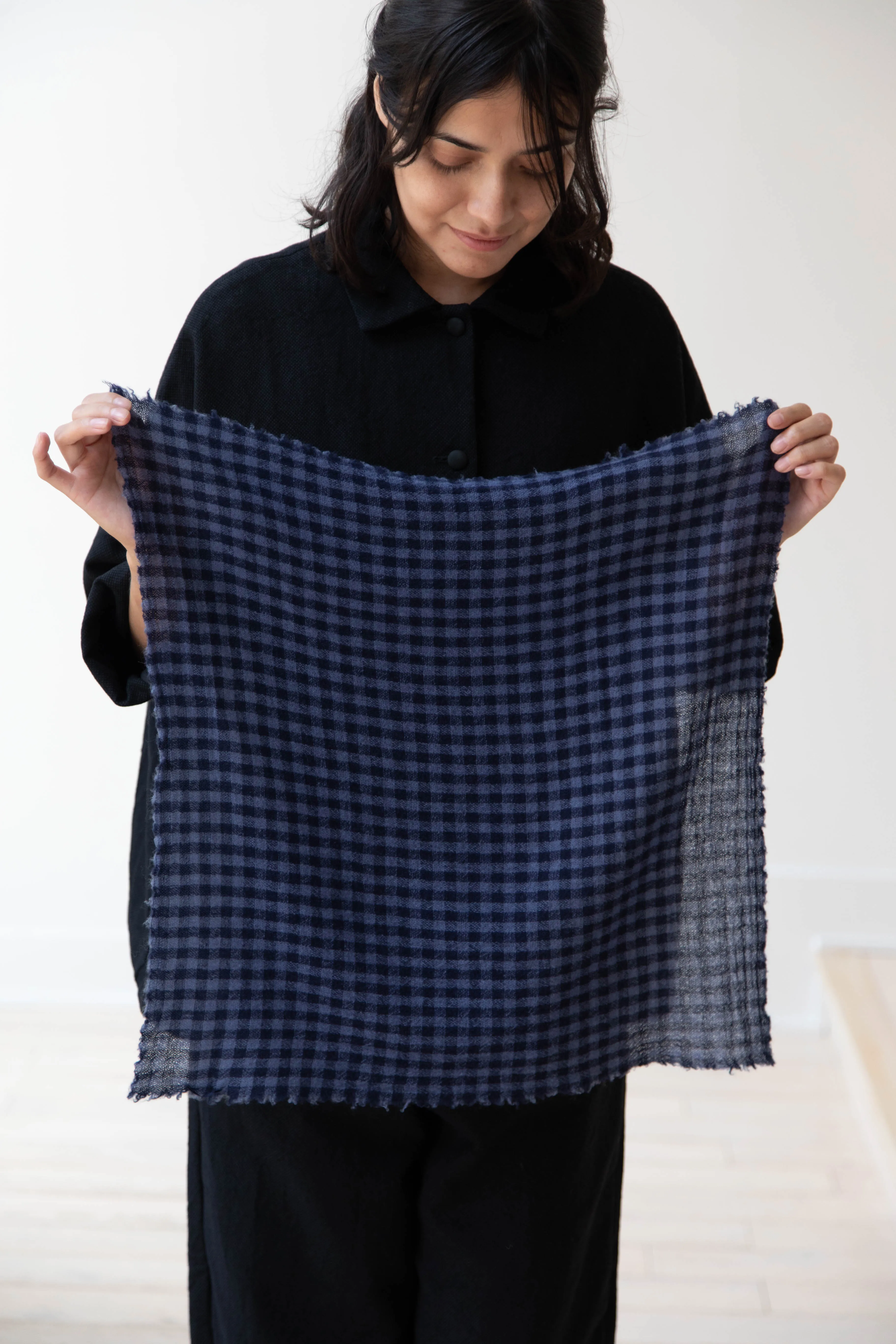Apuntob | Small Cashmere Scarf in Blue