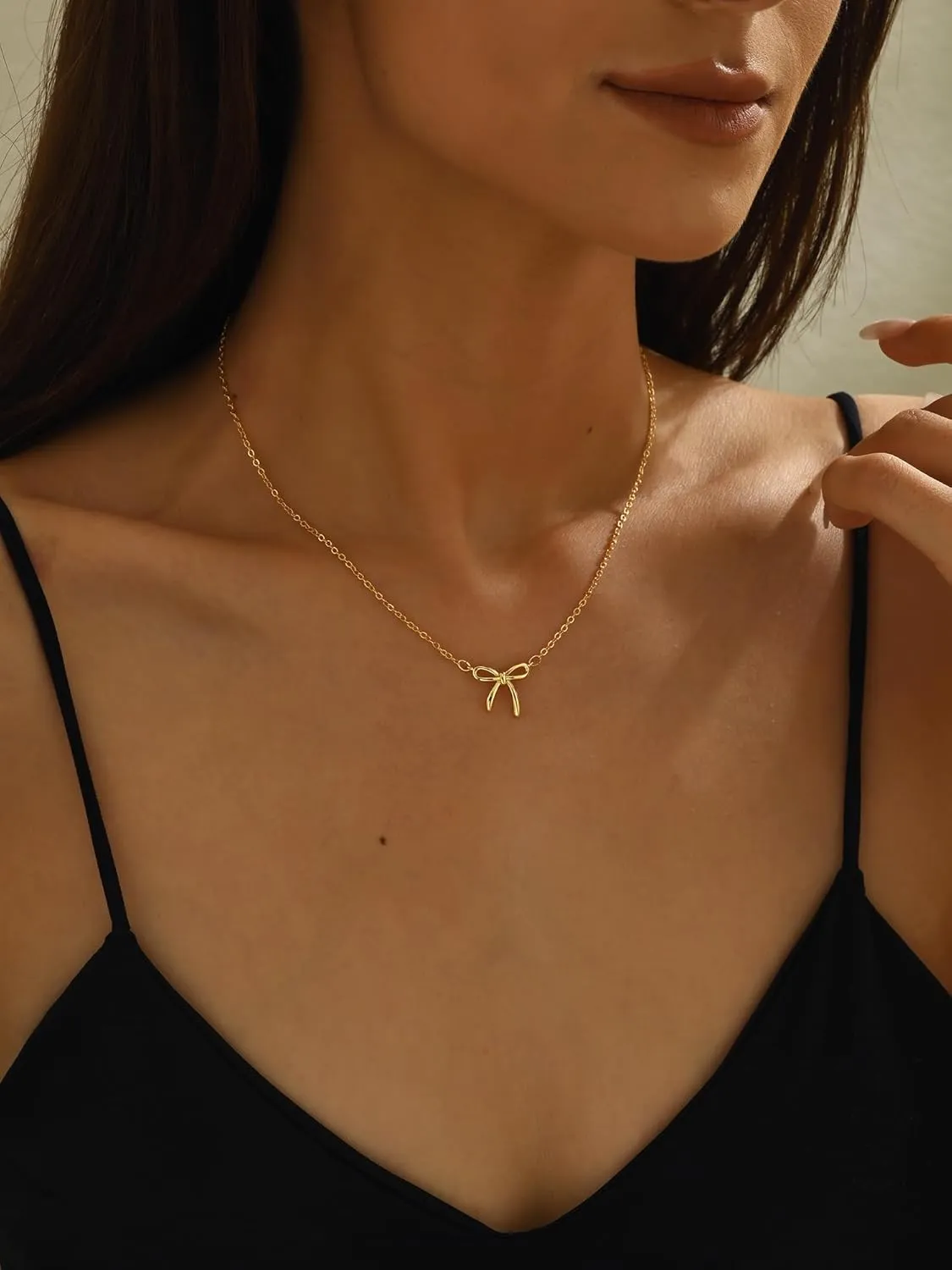 Dainty Bow Gold Necklace for Women Non Tarnish 14k Gold Plated Pendant Necklaces Trendy Cute Simple Charm Herringbone Bow Pearl Chain Necklace Gold Jewelry for Women Birthday Gift