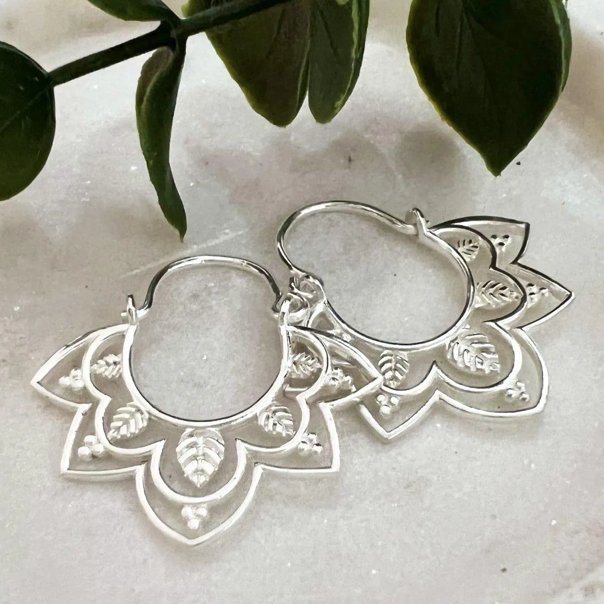 Laihas Prestige Daisly Boho Sterling Silver Hoop Earrings