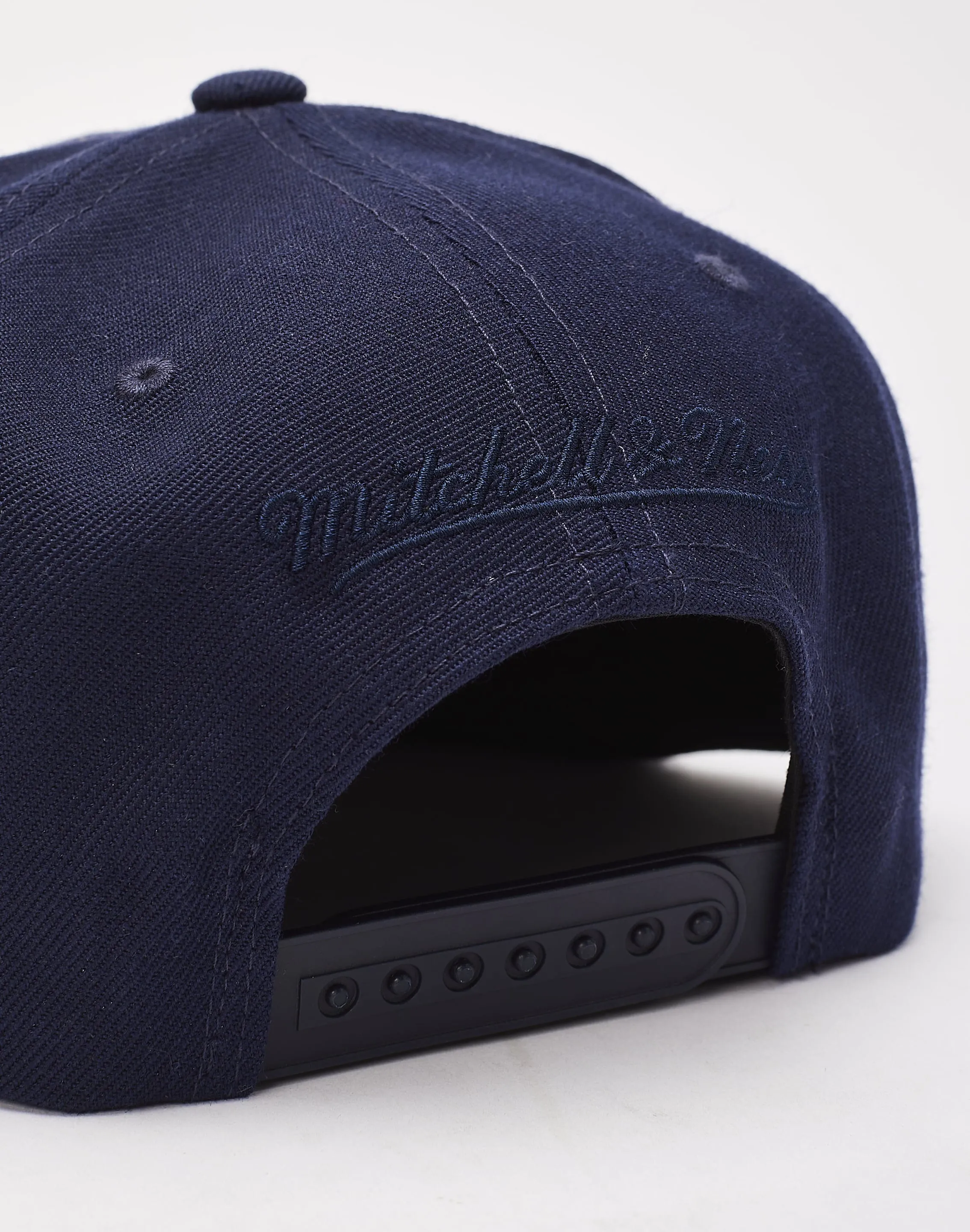 Mitchell & Ness HI Level Snapback Hat