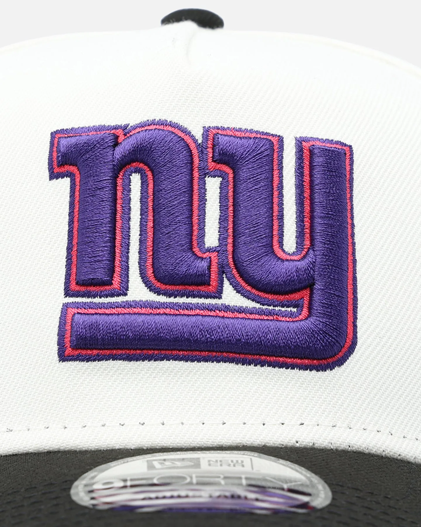 New Era New York Giants 'Neon Nights' 9FORTY Snapback Chrome/Black
