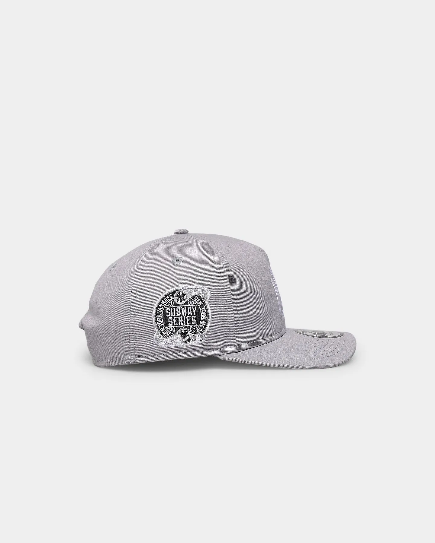 New Era New York Yankees 'Koala Grey' Old Golfer Snapback Grey/White