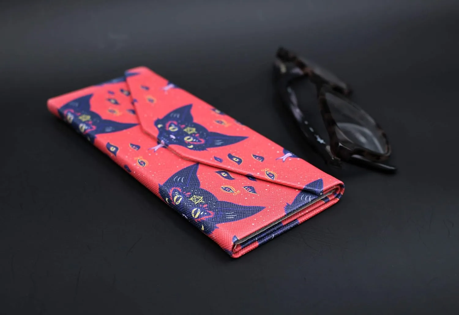 Real Sic Glasses Case for Men and Women - Magnetic Folding Hard Shell Sunglass Holder - Inspired by Halloween/Horror/Occult