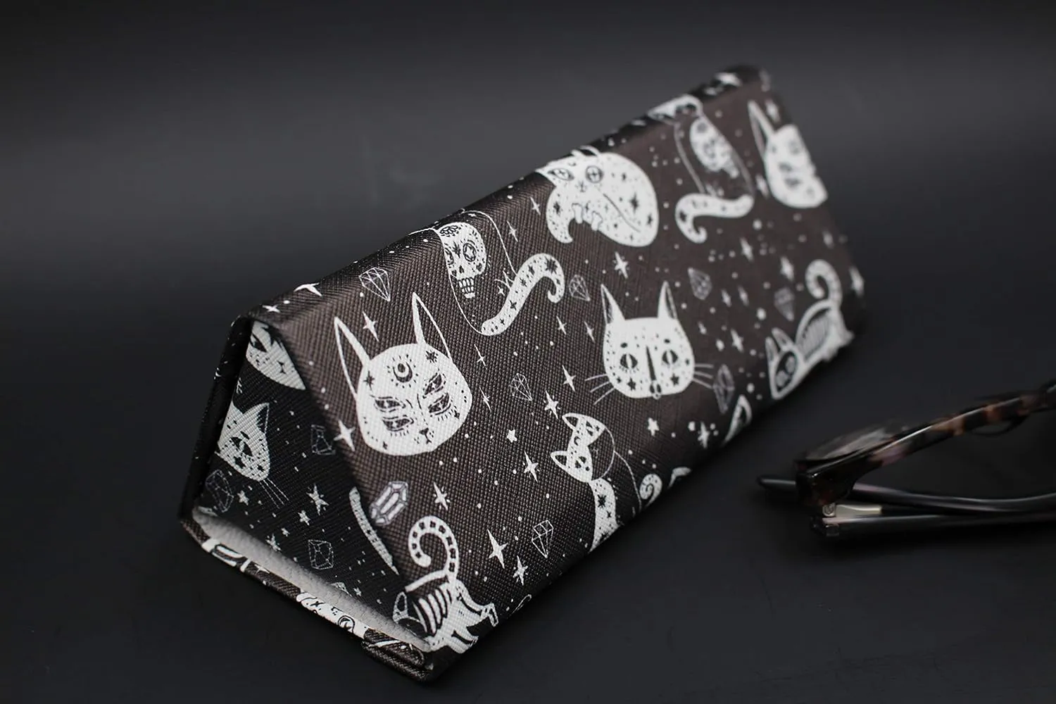 Real Sic Glasses Case for Men and Women - Magnetic Folding Hard Shell Sunglass Holder - Inspired by Halloween/Horror/Occult